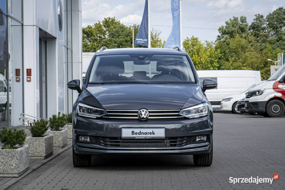 Volkswagen Touran Highline 15 TSI EVO 150 DSG sprzedam
