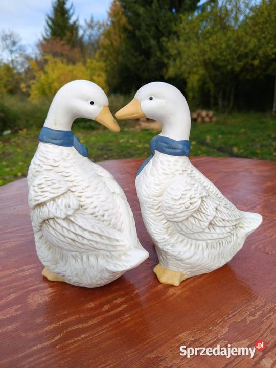 Ceramiczne figurki przedstawiające białe gęsi dolnośląskie Wrocław