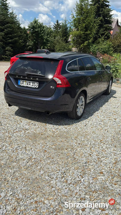 Volvo V60 T3 benzyna Automat Bezwypadkowy Serwis VAT marża Ocice
