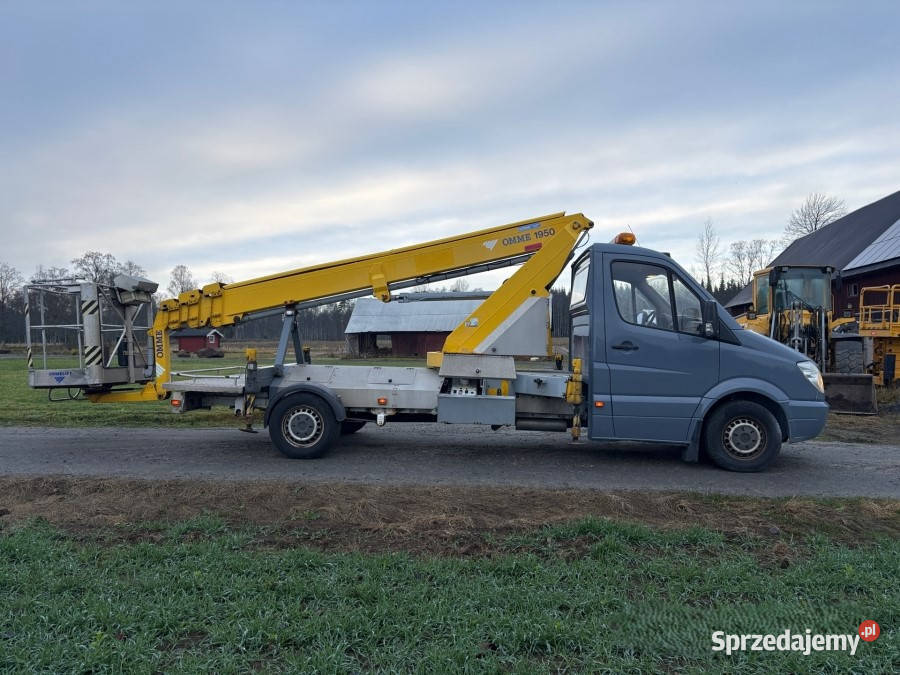 Podnośnik koszowy Mercedes Benz sprinter Polichno