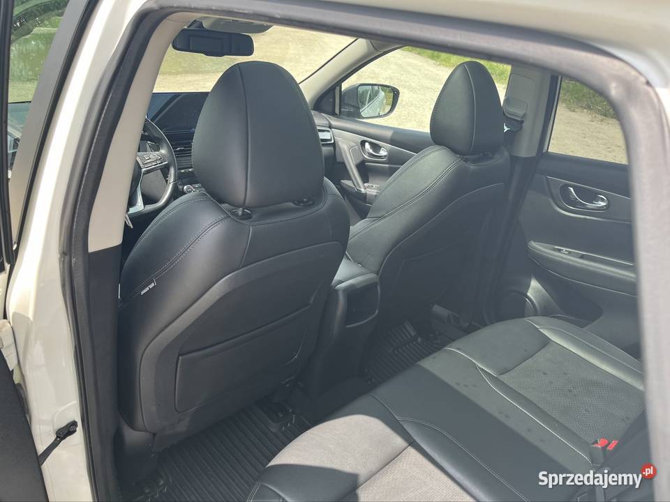 Nissan Qashqai 12 DIGT TEKNA pakiet premium asystent pasa ruchu Ziębice
