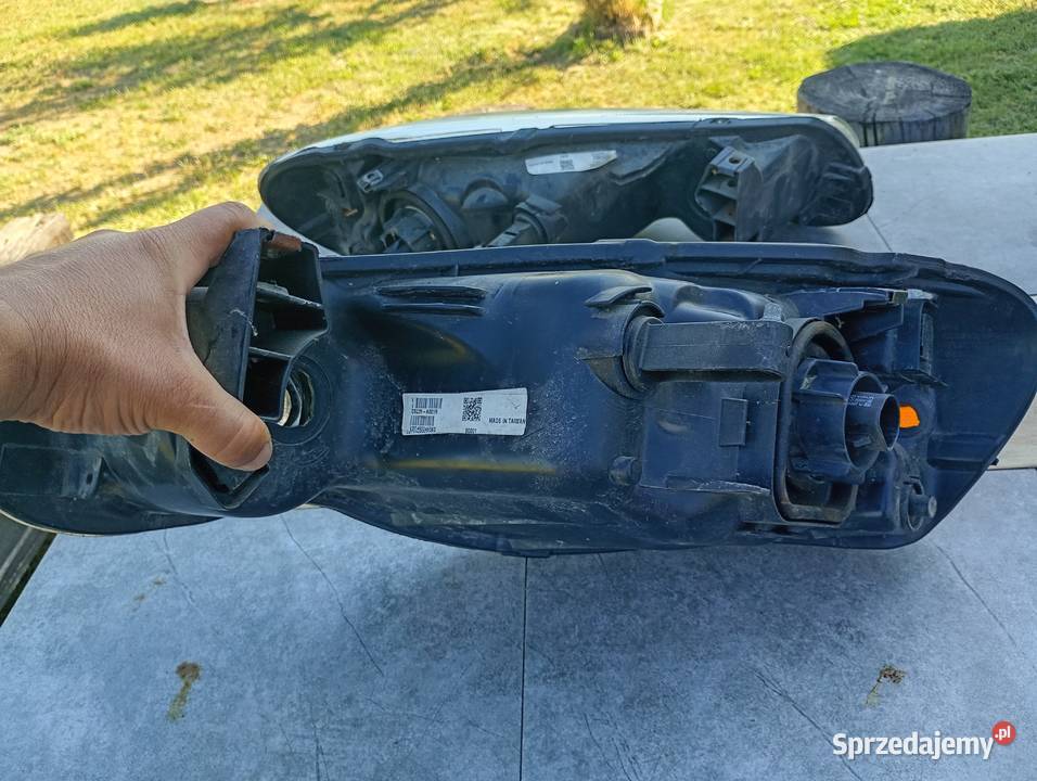 Chrysler sebring 2003 lampy przednie 117000km śląskie Sarnów sprzedam