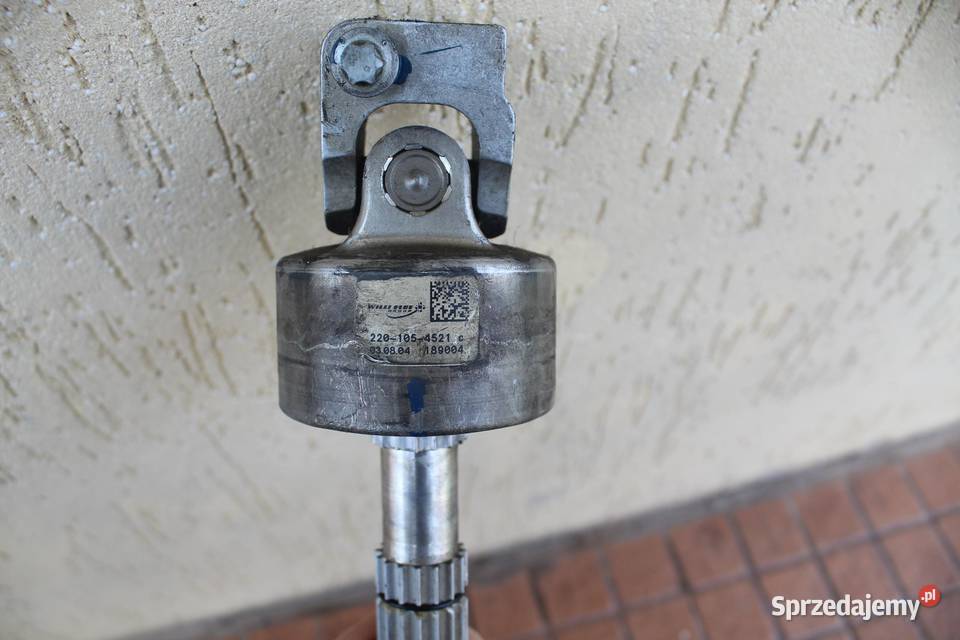 KRZYŻAK DRĄŻEK KOLUMNY BMW E61 2201054521