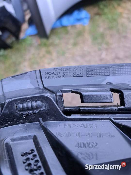 Grill Atrapa chłodnicy Jeep Avenger 735767813 dolnośląskie