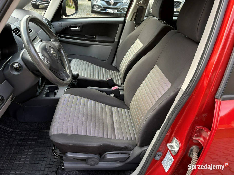Suzuki SX4 15 benzyna 112 Klimatyzacja I elektryczne lusterka mazowieckie Lipówki sprzedam