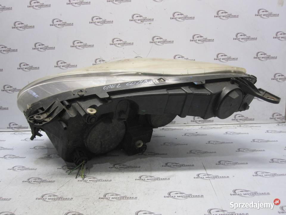 OPEL COMBO D 16r Lampa prawa przód 46380711