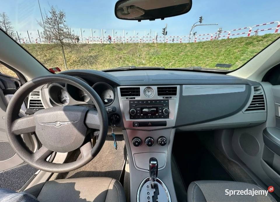 Sebring Cabrio 24 b LPG 108 super stan ZAMIANA skórzana tapicerka Motoryzacja Mosina sprzedam