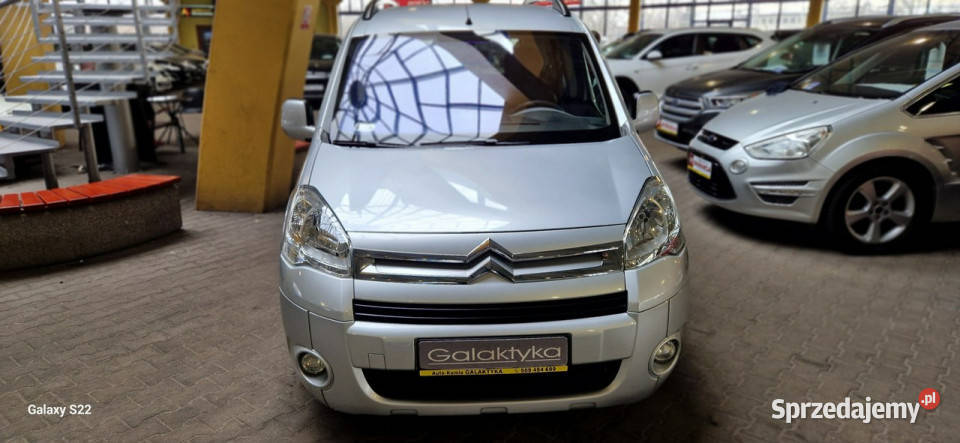 Citroen Berlingo opis MULTISPACE 102000 W wspomaganie kierownicy