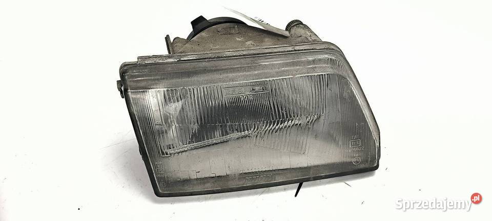 LAMPA PRAWA PRZÓD FSMBIELSKO B POLSKI FIAT Lipno