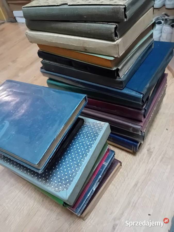 Klasery albumy ze znaczkami pocztowymi 25 Kazimierza Wielka