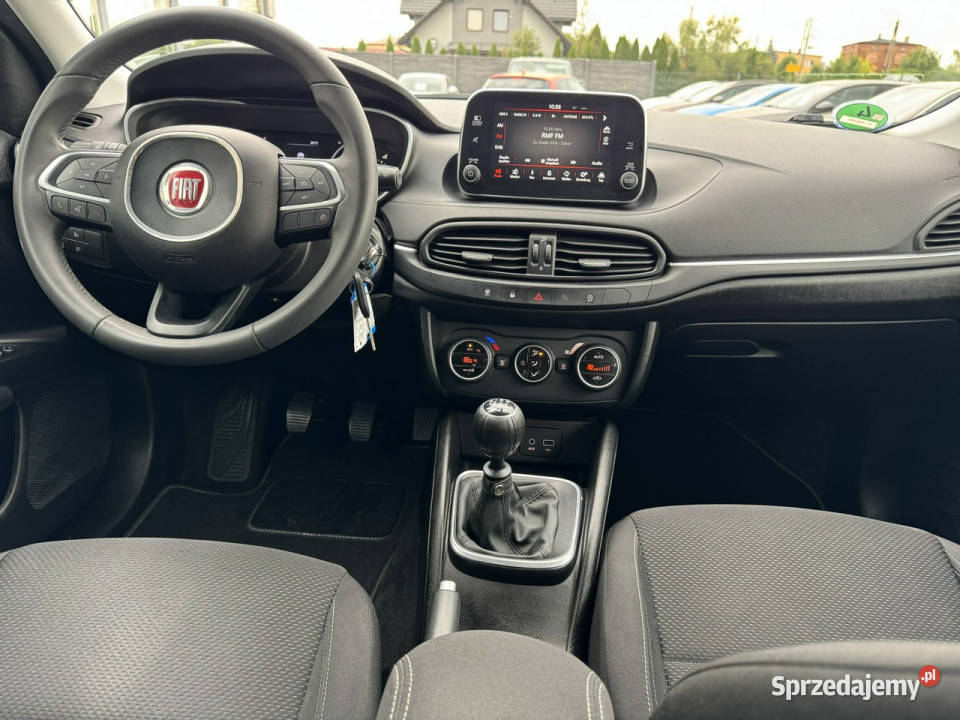 Fiat Tipo 14 TJet Lounge II 2016 serwisowany w ASO Chełm Śląski