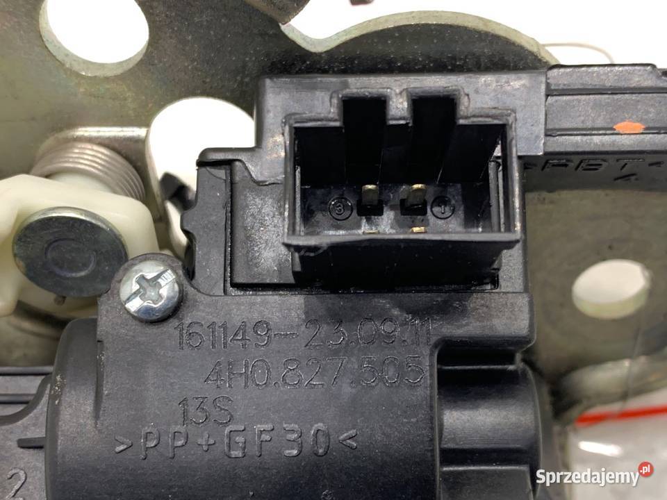 ZAMEK KLAPY TYŁ AUDI A6 C7 SedanLimuzyna