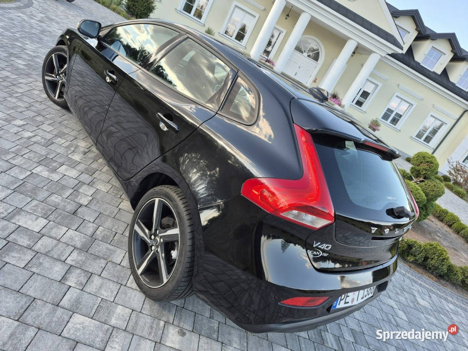 Volvo V40 15 benzyna lift automat navi LED 118 122KM Drelów