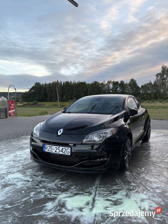 Renault Megane 3 RS bluetooth