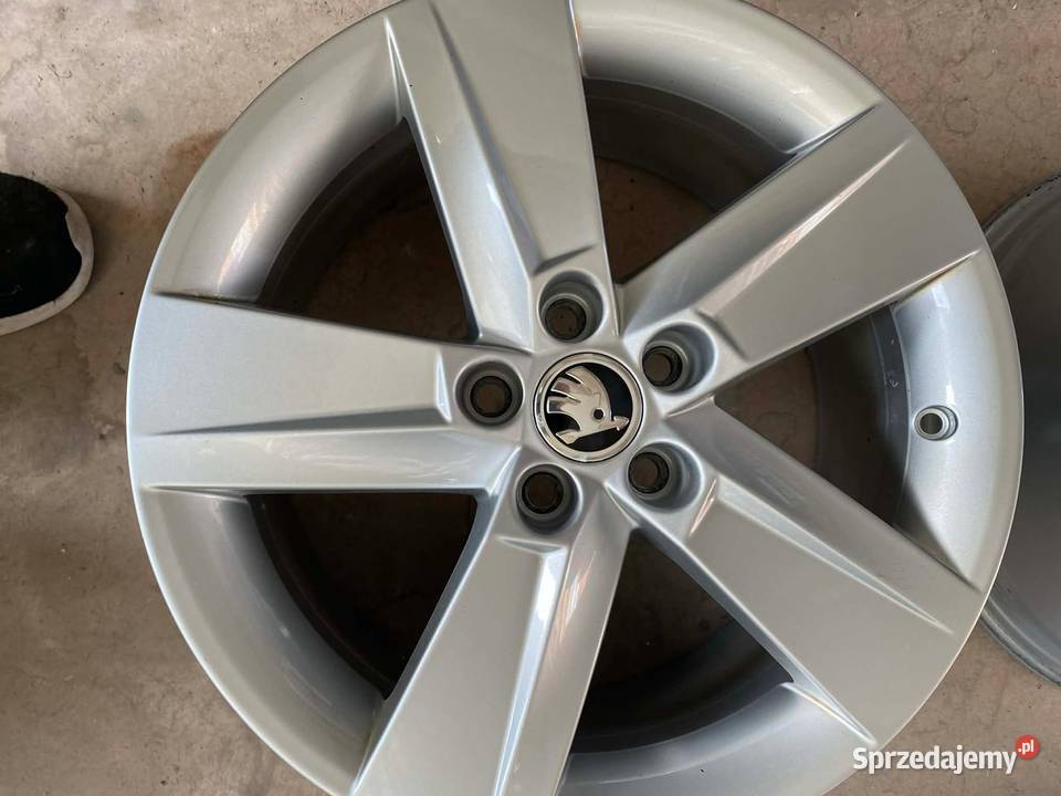 Alufelgi Skoda 16 5X100 ET 46 RAPID FABIA Tczew sprzedam