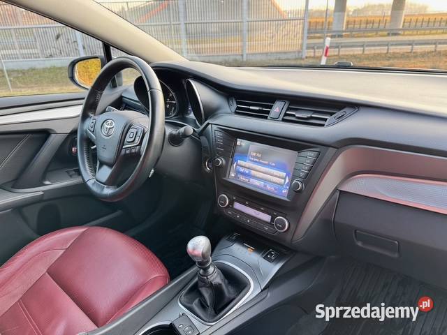 Avensis 2018r 18 Polski salon Serwis Kamera Toruń