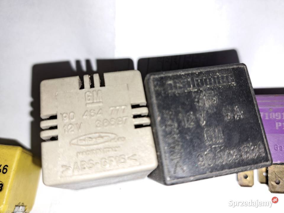 PRZEKAŹNIKI OPEL lata 90te różne Warszawa osobowe sprzedam