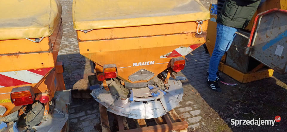Rozsiewacz soli piasku RAUCH AXEO 21 2012 r 8 m Izabelin