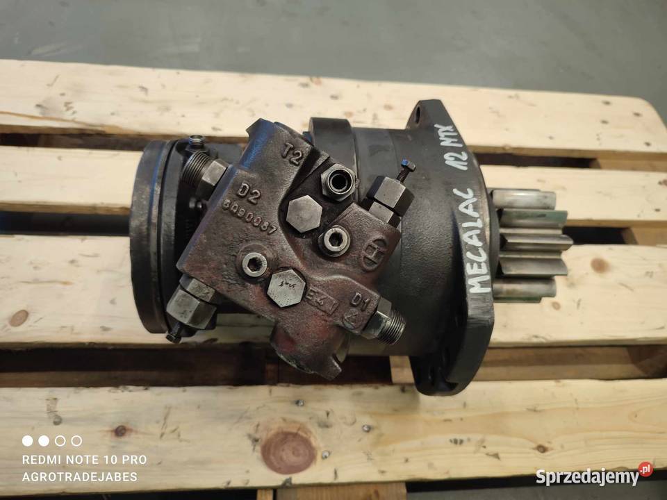 Silnik obrotu Mecalac 12 MTX