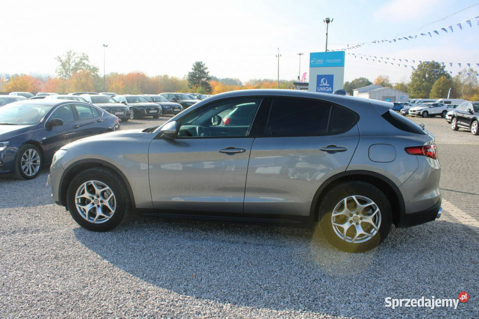 Alfa Romeo Stelvio FVAT Q4 Skóra Kamera ESP Warszawa sprzedam