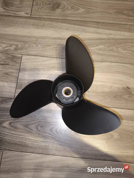 ŚRUBA 14x17 SILNIK ZABURTOWY SUZUKI DT DF Sport i Wypoczynek Trzeciewiec
