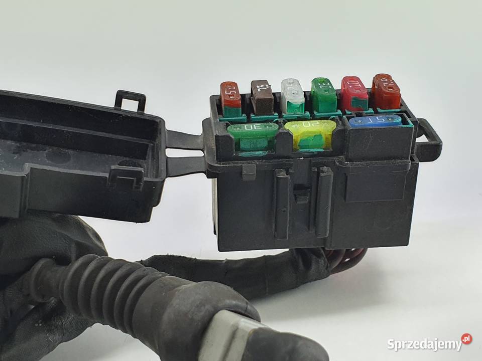 SKRZYNKA PUSZKA BEZPIECZNIKOW WTYCZKA DUCATI łódzkie Janowice