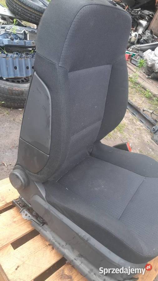 prawy fotel pasażera opel vectra c Fotele i kanapy Rawicz sprzedam