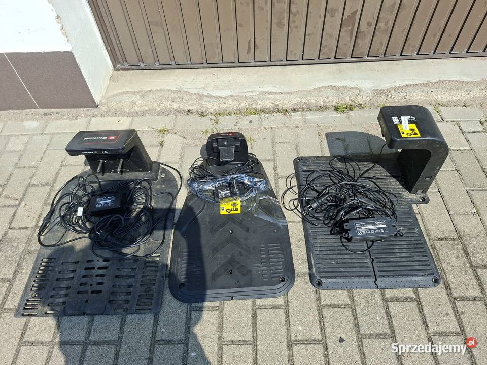 Zasilacz do bazy stacji dokujacej robota Giżycko