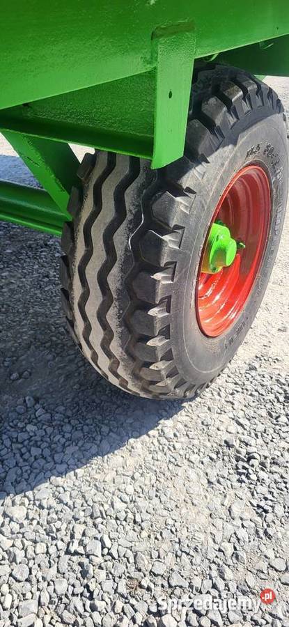 Przyczepa rolnicza na baloty skrzyniopalety nieuszkodzony Radom