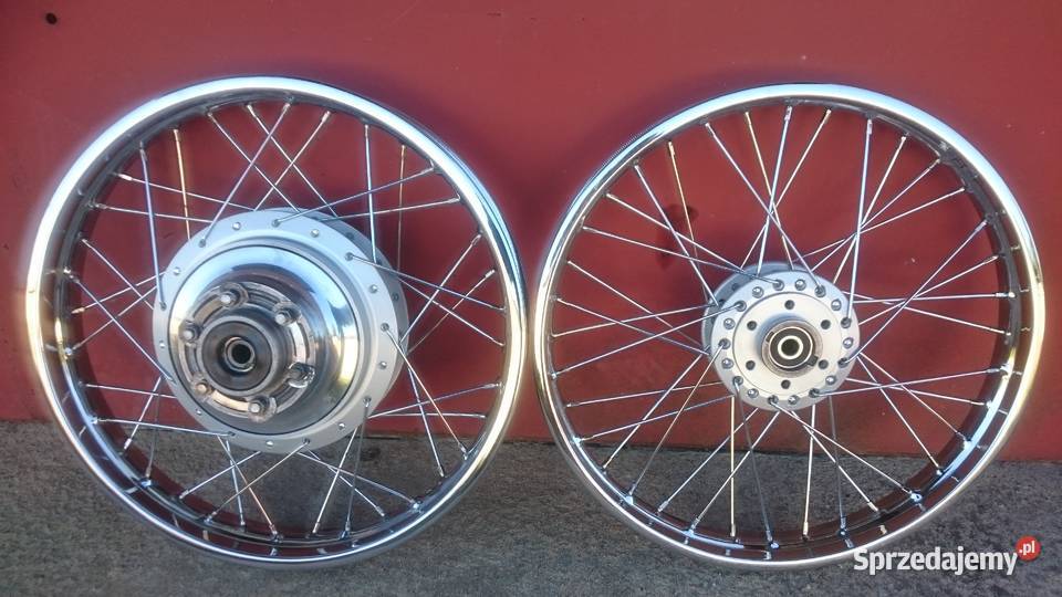 Komplet kół szprychowanych Suzuki GS GN 400 450