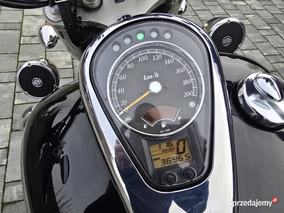 Suzuki VL800 Zadbany Gmole Sakwy Szyba radio Sieradz