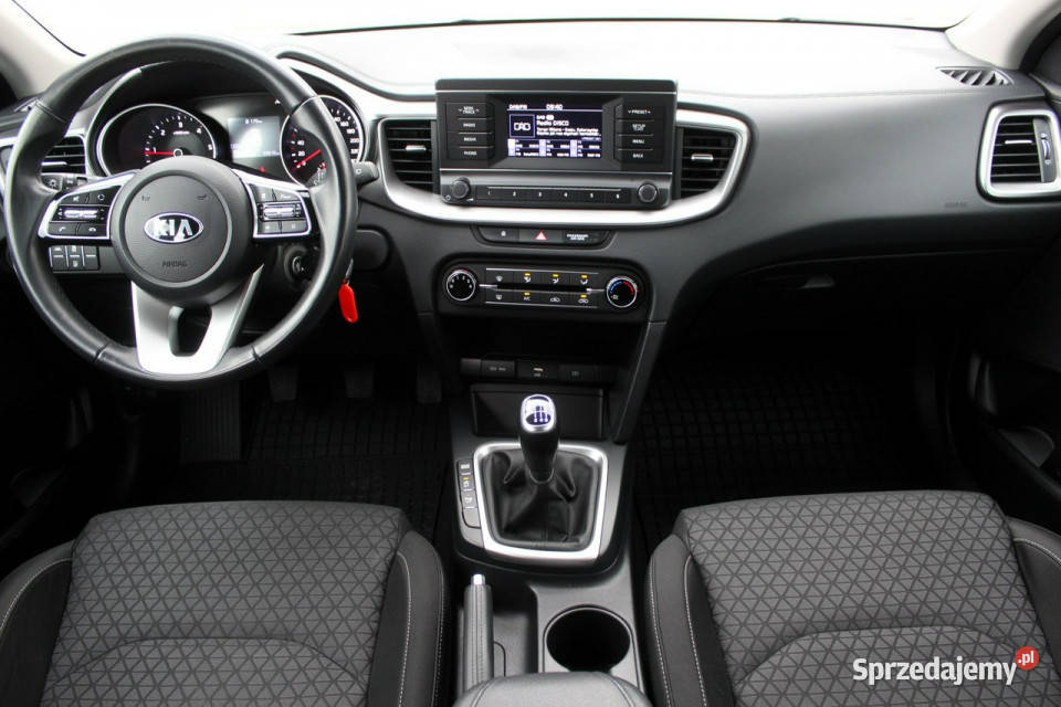 Kia Ceed SalonPL FV23 16CRDi 136 Rej2022 czujnik parkowania Sokołów