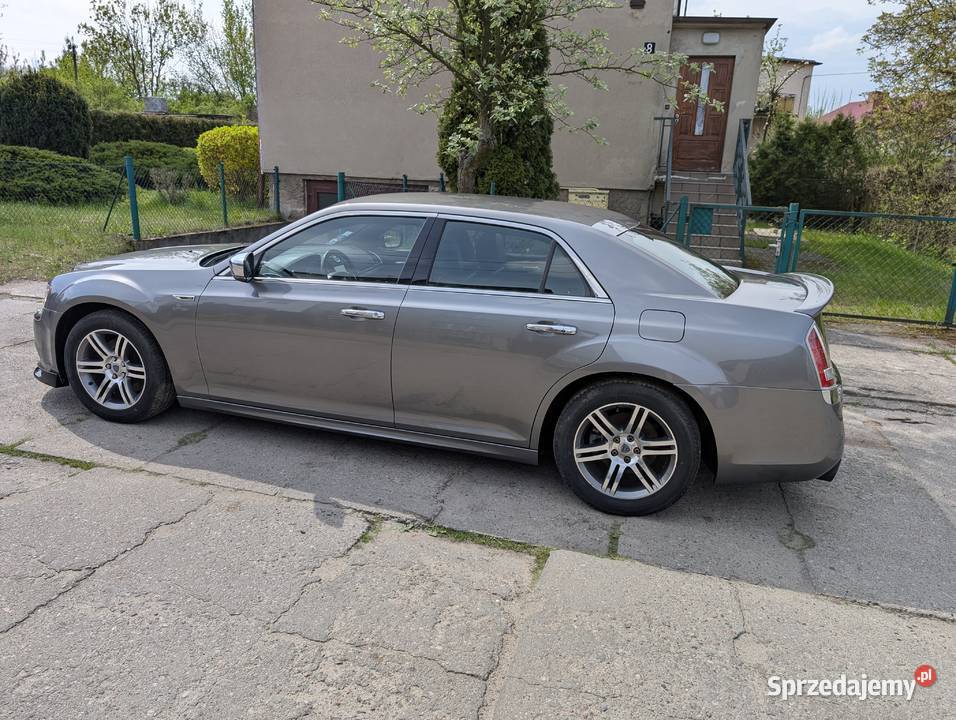 Ładna Lancia Thema w pakiecie SRT Opłacona 224354km Międzychód