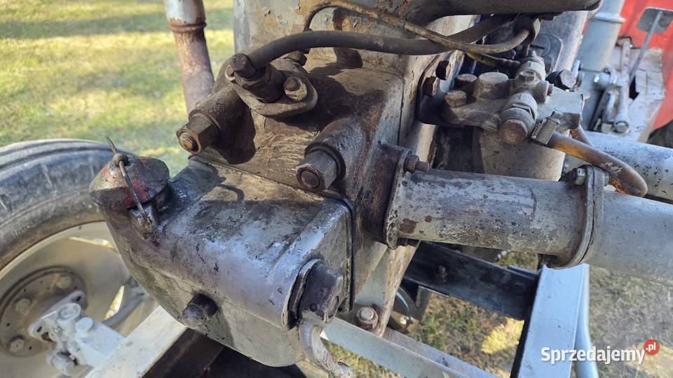 Traktorek SAM z podnośnikiem ES15 Sędziszów