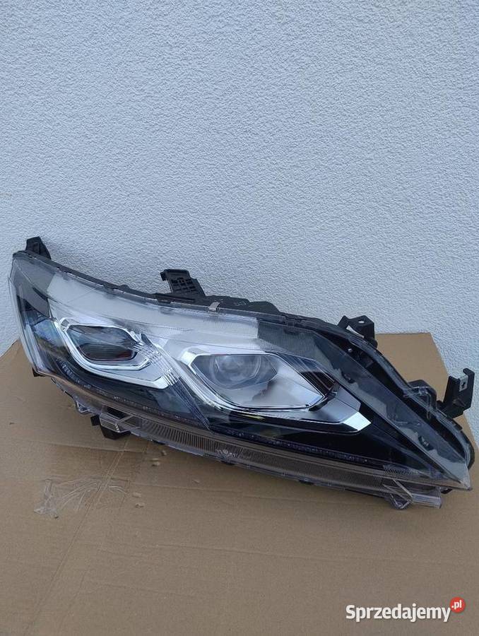 Lampa Mitsubishi Eclipse Cross prawa W3153 Międzychód