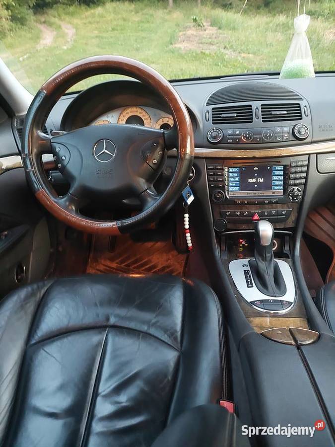 Mercedes E320 Avantgarde 2004r 32 BLPG V6 224 świętokrzyskie Nadziejów