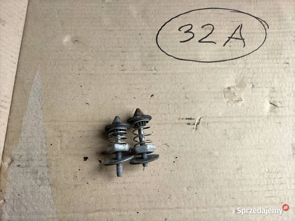 AUDI 80 B4 80B4 RYGIEL ZAMEK MASKI SPRĘŻYNA osobowe sprzedam
