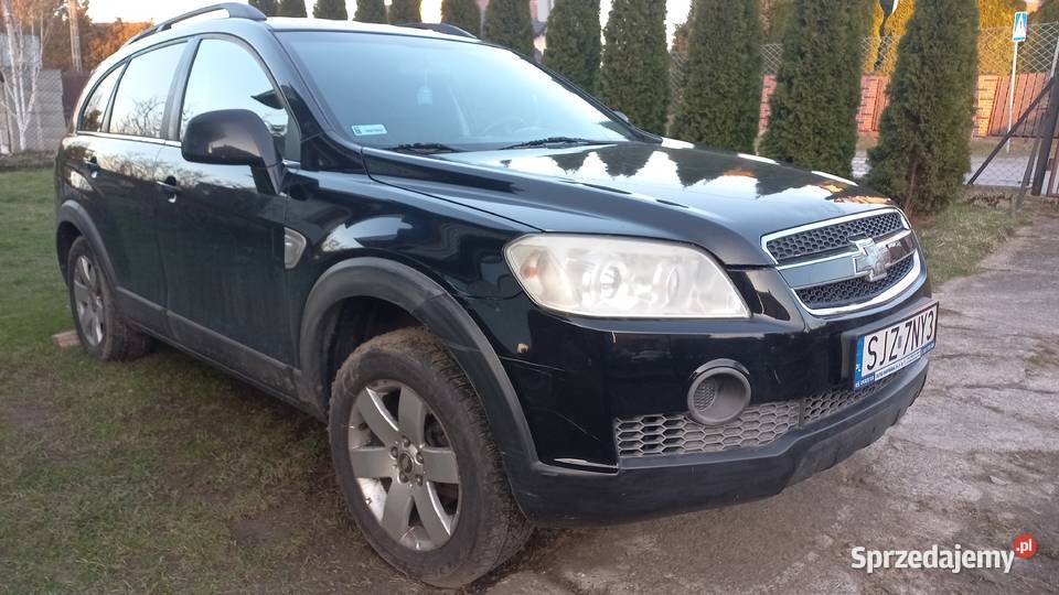 Sprzedam Chevrolet Captiva 7 os 2008 24 benzyna 2405cm3