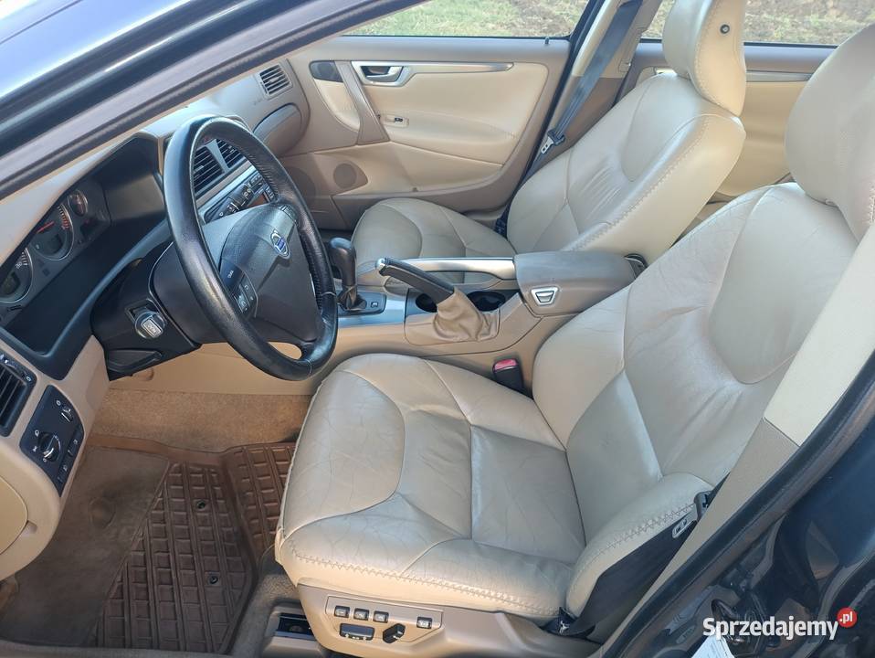 VOLVO XC70 D5 Summum małopolskie Tarnów
