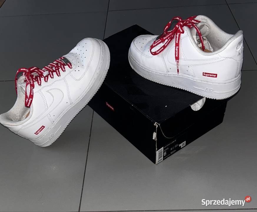 Nike air force x supreme Płock