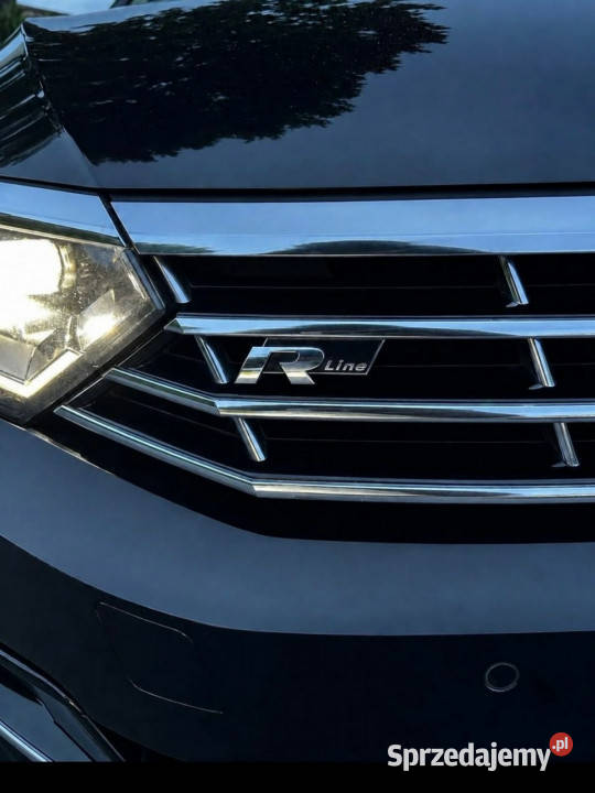 Volkswagen Passat B8 20142023 czarny Sadlno