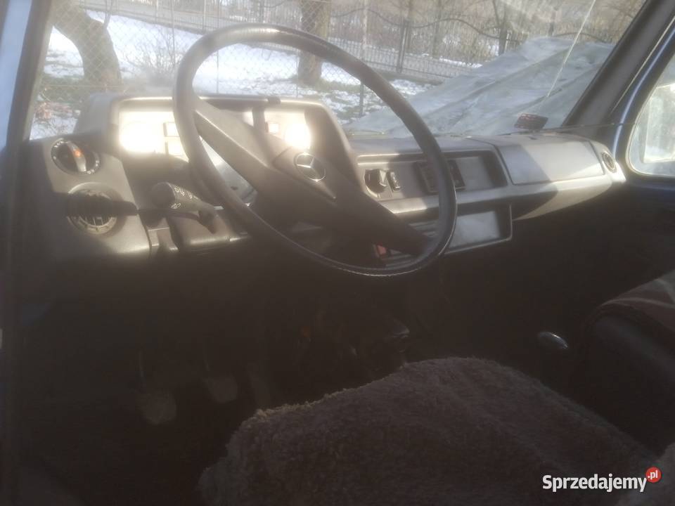 Mercedes 308D z HDSdzwig zakabinowy manualna śląskie Gilowice