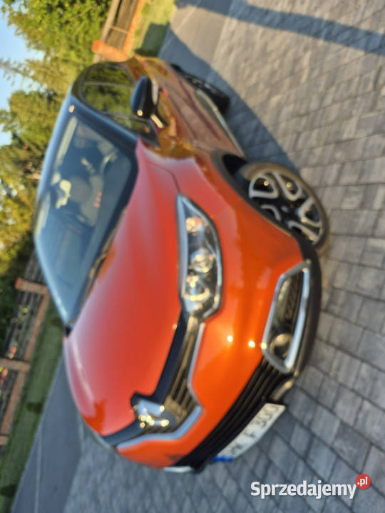 Renault Captur navi klimatyzacja bezwypadkowy lakier metallic