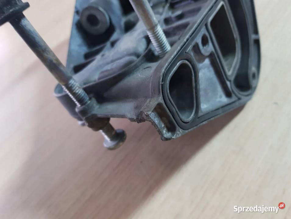 Mocowanie filtra i chłodniczki oleju Ghibli 30 D osobowe Pozostałe