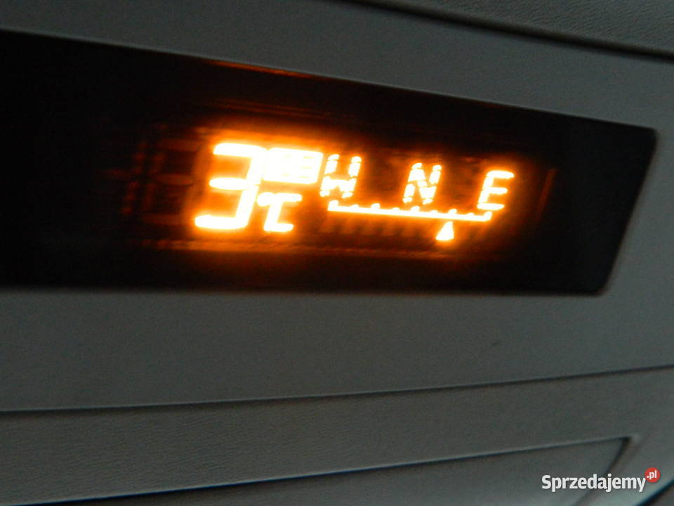 NISSAN Titan Bezwypadkowy Mały przebieg nieuszkodzony Navara Warszawa sprzedam