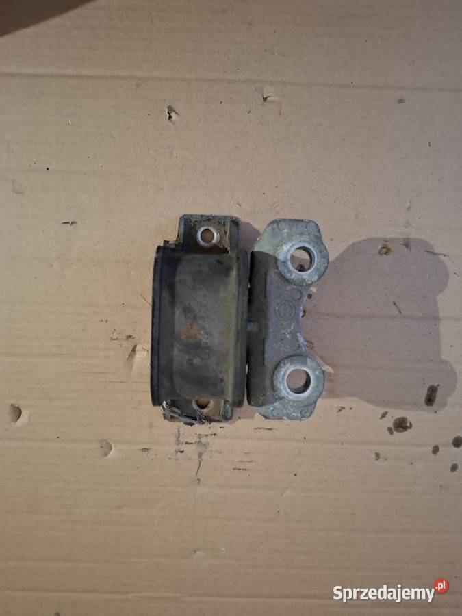 Poduszki mocowanie łapy silnika corsa c 10 Więcbork sprzedam
