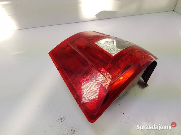LAMPA PRAWA TYŁ SKODA OCTAVIA III 0013467720 Lipno