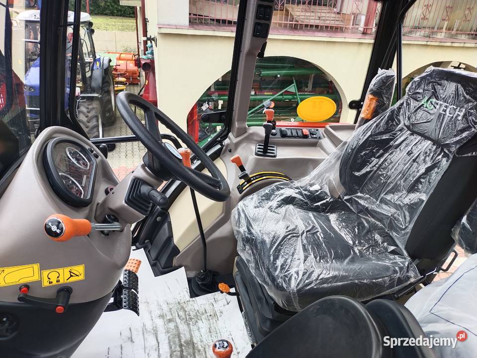 Ciągnik rolniczy Farmtrac 555 Dt V DOSTĘPNY RĘKI Łęczyca