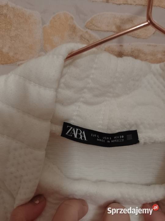 40L ZARA Krótka sukienka ze stójką z Madrytu Odzież damska
