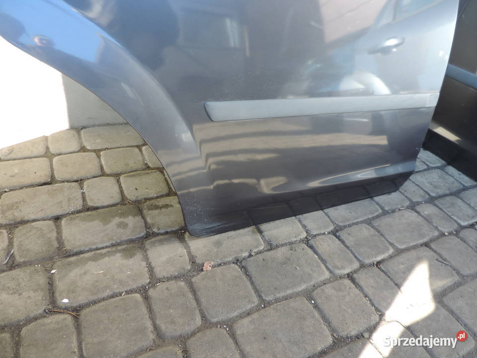 FORD FOCUS MK2 KOMBI DRZWI PRAWY TYŁ KOLOR H4 Nowy Sącz